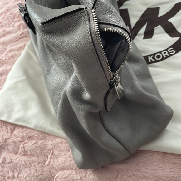 Michael Kors Bag - Picture 8 of 8